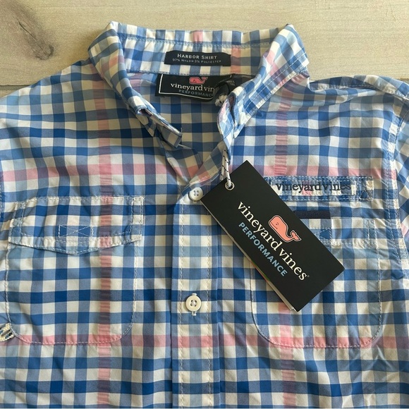 NWT Vineyard Vines Blue and Pink Harbor Performance Button Down Shirt - Picture 2 of 7